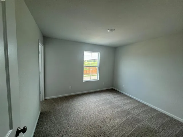 $2,400 | 541 Tall Meadow Drive, Cleburne, TX 76031