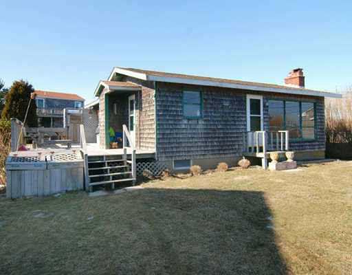 1211 Ocean Road Narragansett, RI 02882 - Photo 1 of 12 Exterior Front.