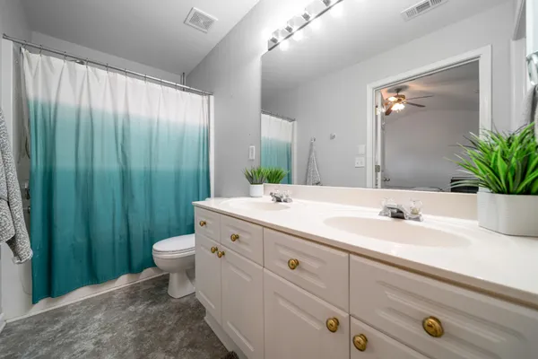 $419,900 | 7252 Highway 70 South, Unit 703, Nashville, TN 37221