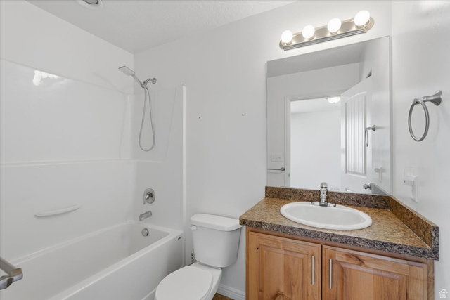 1218 Moonlight Drive Elk Ridge, UT 84651 - Photo 14 of 44 Full bath with vanity and shower / bath combination