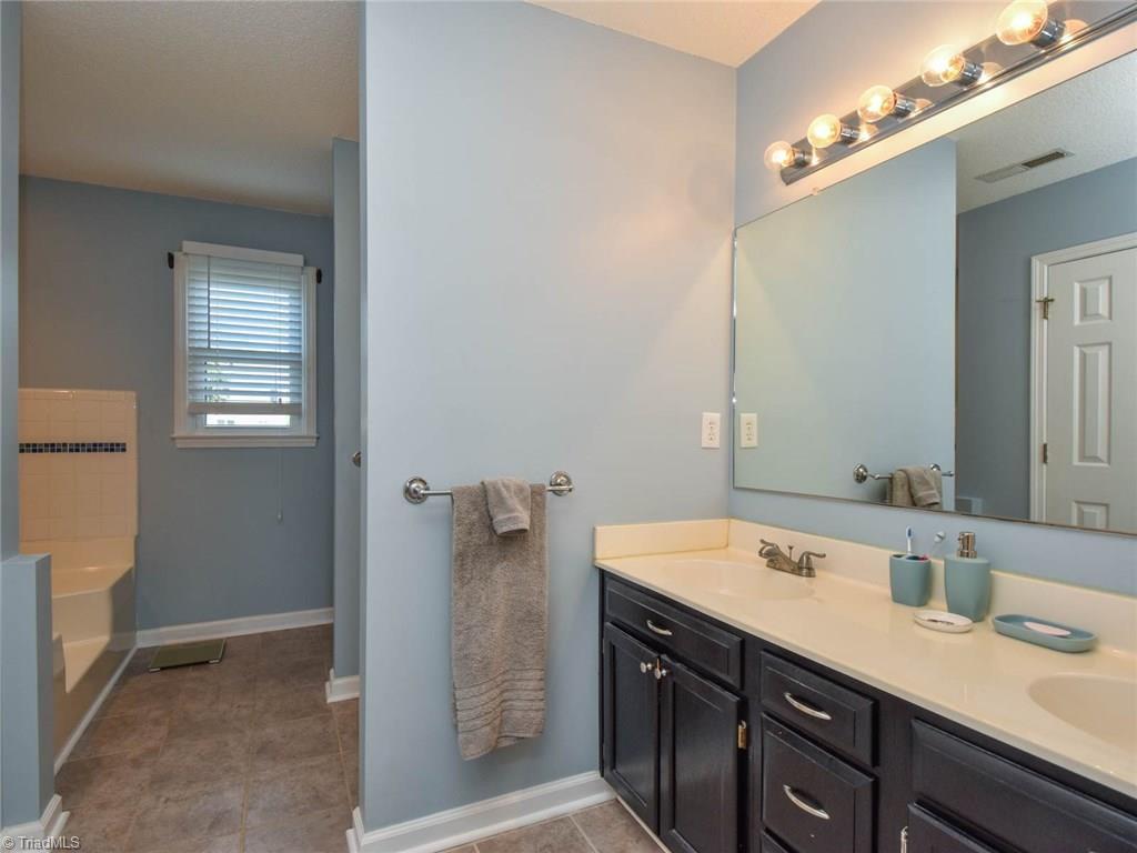 6235 Spring Park Road Clemmons, NC 27012 - Photo 19 of 30 Gallery Image 19