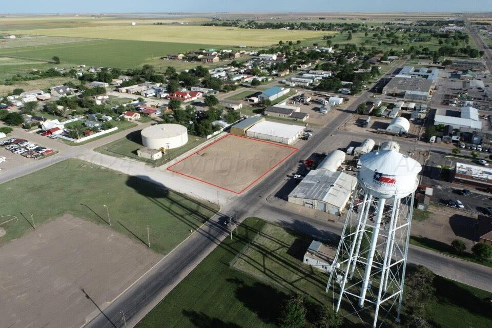 1101 South Ash Street Perryton, TX 79070 - Photo 1 of 6 Hernandez Aerial