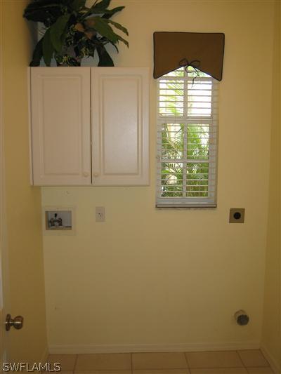 9010 West Ridge Court Fort Myers, FL 33912 - Photo 8 of 10 a view of a small space