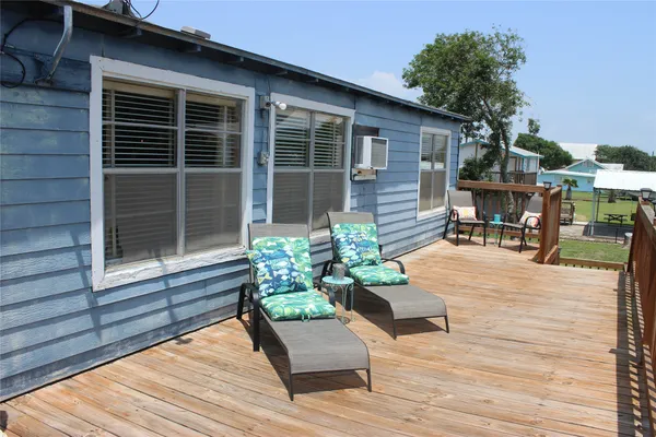 $175,000 | 2641 Cr 312 Palacios Tx 77979, Palacios, TX 77465