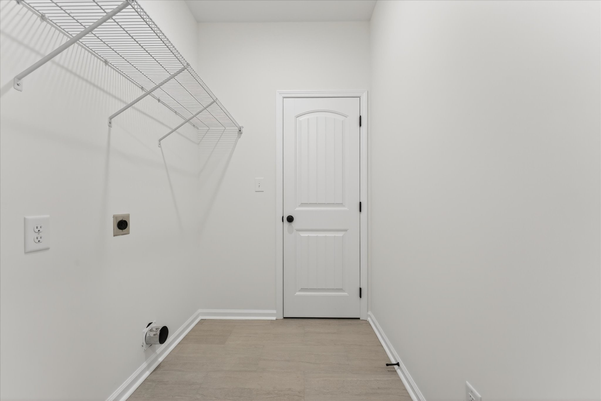 613 Hill Road Clarksville, TN 37040 - Photo 20 of 37 a view of room