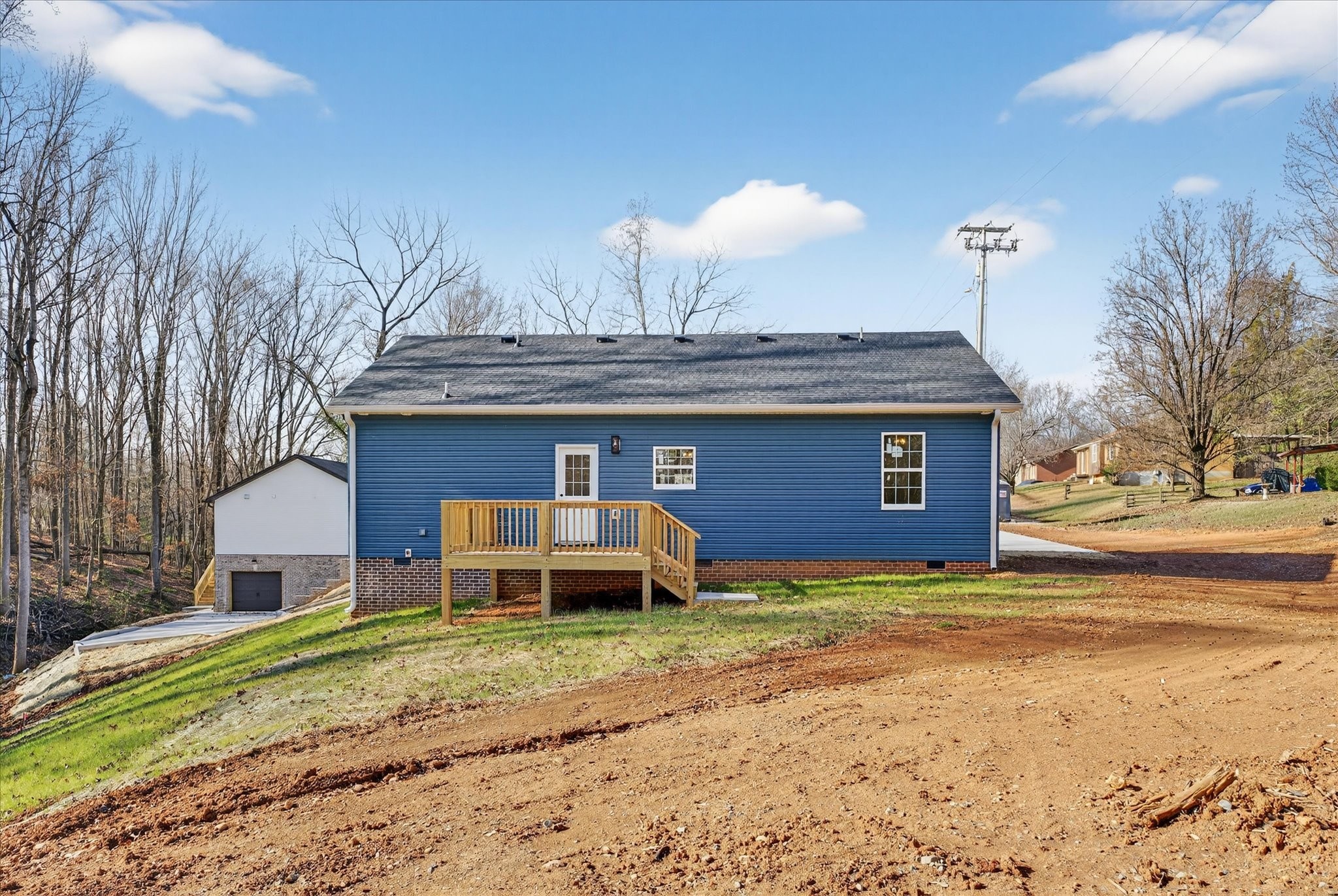 613 Hill Road Clarksville, TN 37040 - Photo 36 of 37 a front view of a house with a yard and garage