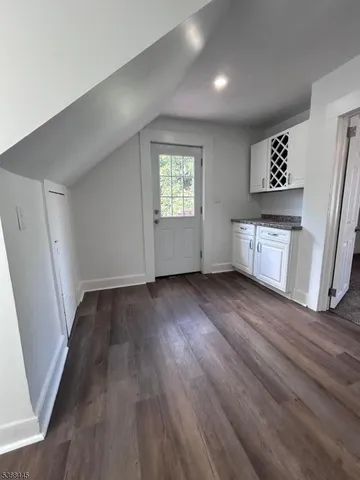 $2,100 | 26 Orchard Street, Summit, NJ 07901