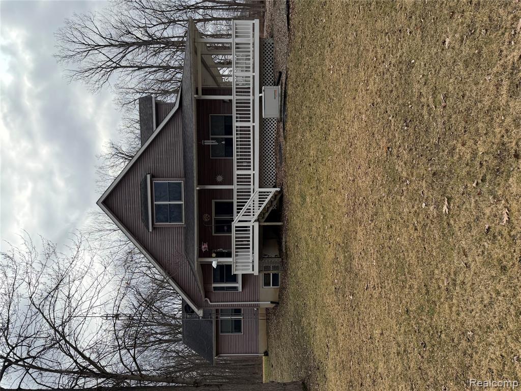 701 Harsen Road Lapeer, MI 48446 - Photo 3 of 31