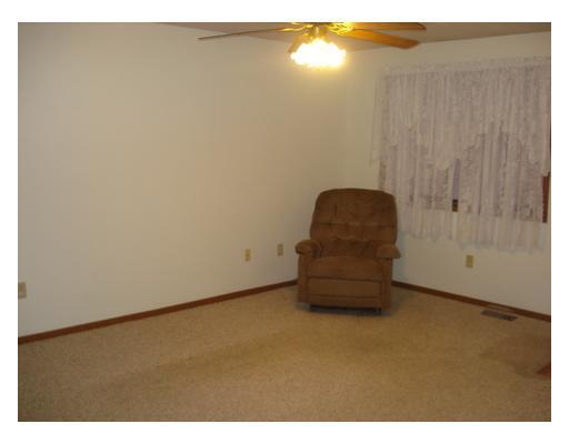 4602 Reno Lane, Unit 2 Springfield, OH 45503 - Photo 2 of 18