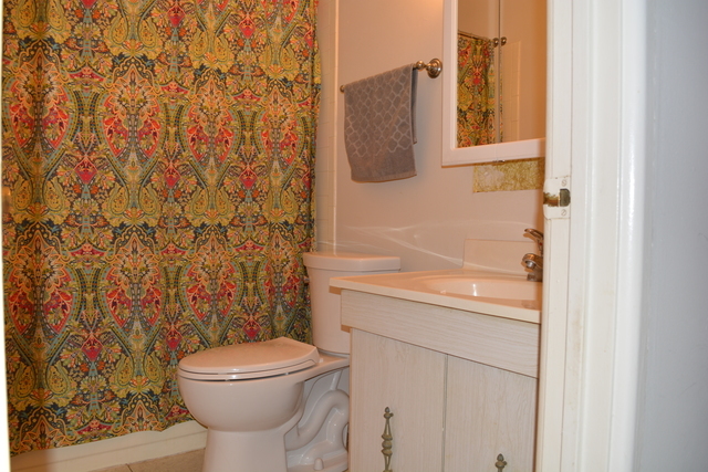 924 Ridge Square, Unit 106 Elk Grove Village, IL 60007 - Photo 8 of 8