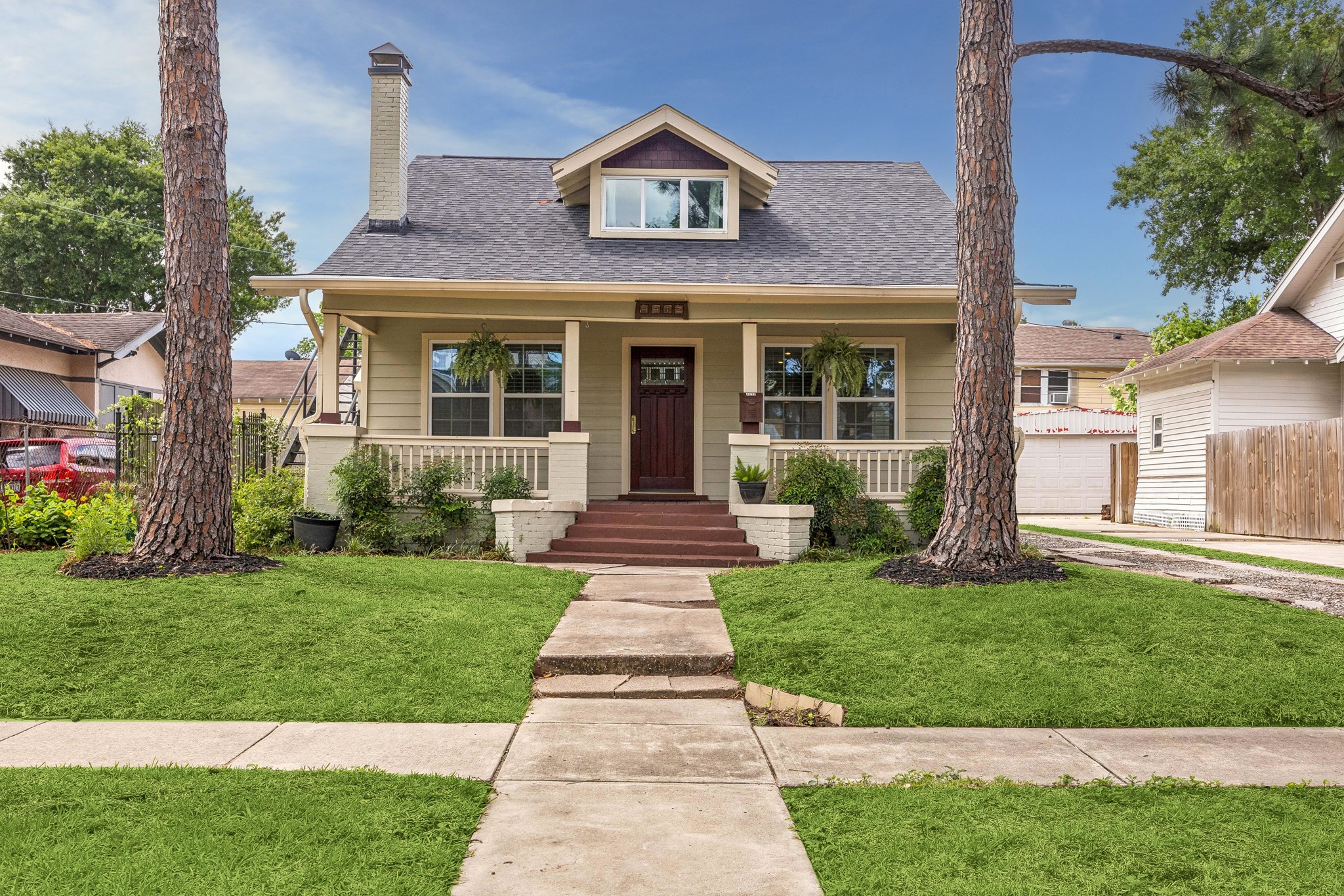 4412 Rusk Street Houston, TX 77023 - Photo 35 of 44 Another view of this charming home in the heart of the East End, offering craftsman-style charm effectively combined with extensive high-end renovations & upgrades!