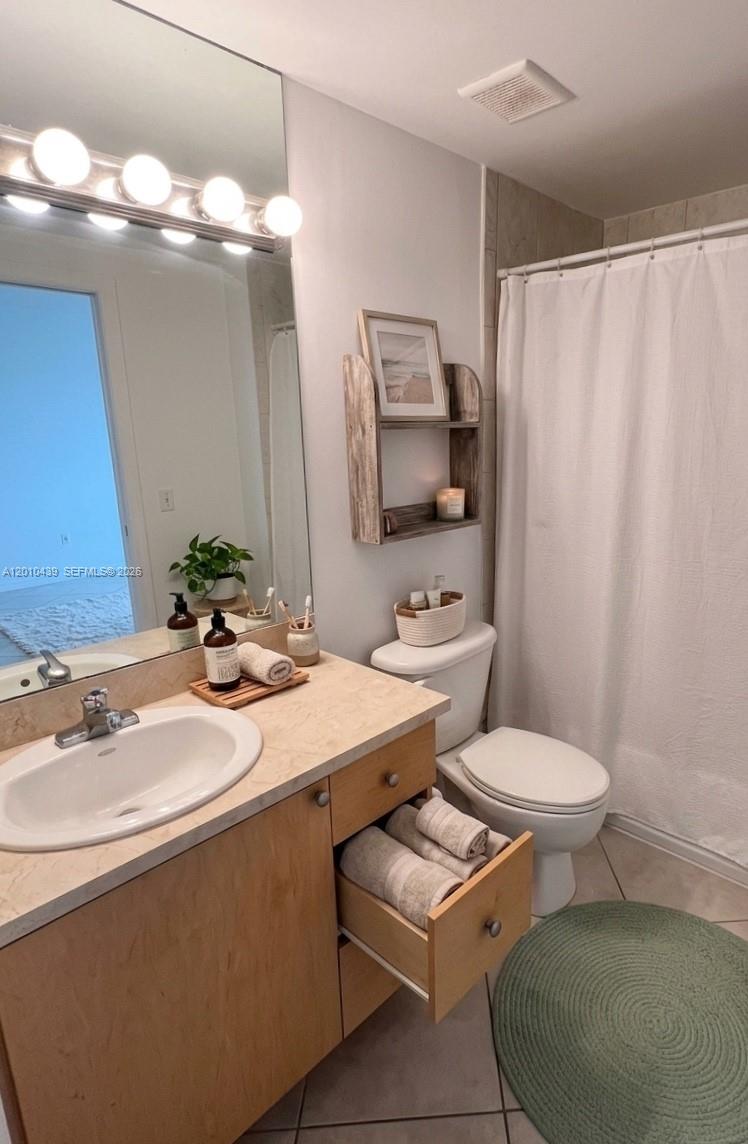 2630 Southwest 28th Street, Unit 49 Miami, FL 33133 - Photo 2 of 7
