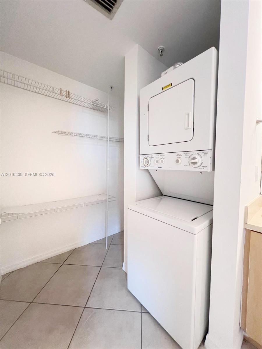 2630 Southwest 28th Street, Unit 49 Miami, FL 33133 - Photo 3 of 7