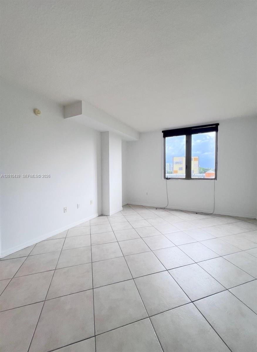 2630 Southwest 28th Street, Unit 49 Miami, FL 33133 - Photo 5 of 7