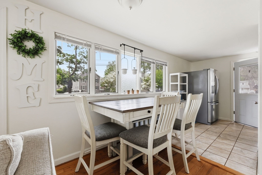 49 Canterbury Road Springfield, MA 01118 - Photo 11 of 42 Gallery Image 11