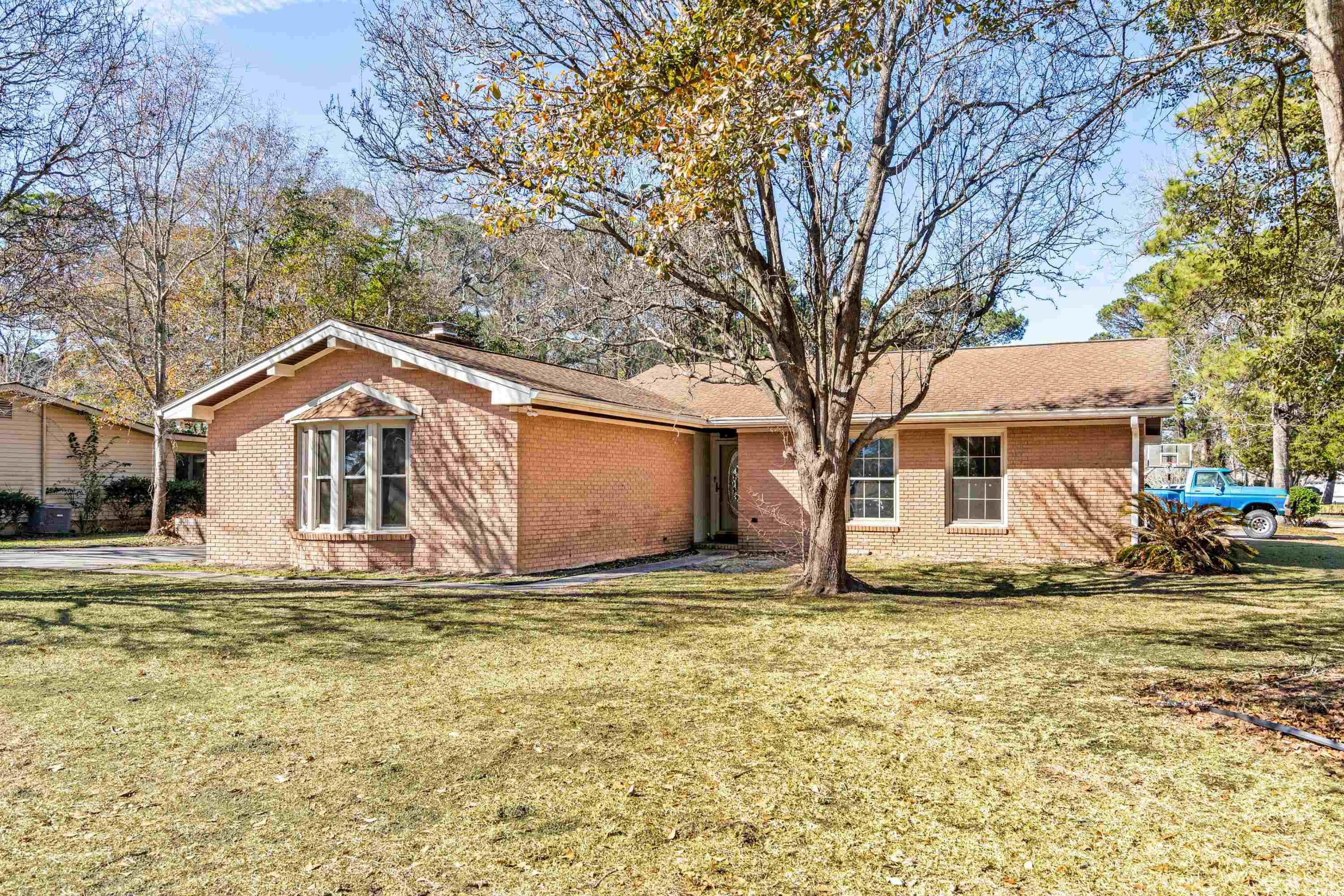 1600 Gibson Avenue Myrtle Beach, SC 29575 - Photo 1 of 40