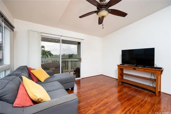 $549,000 | 94-510 Lumiaina Street, Unit J202, Waipahu, HI 96797