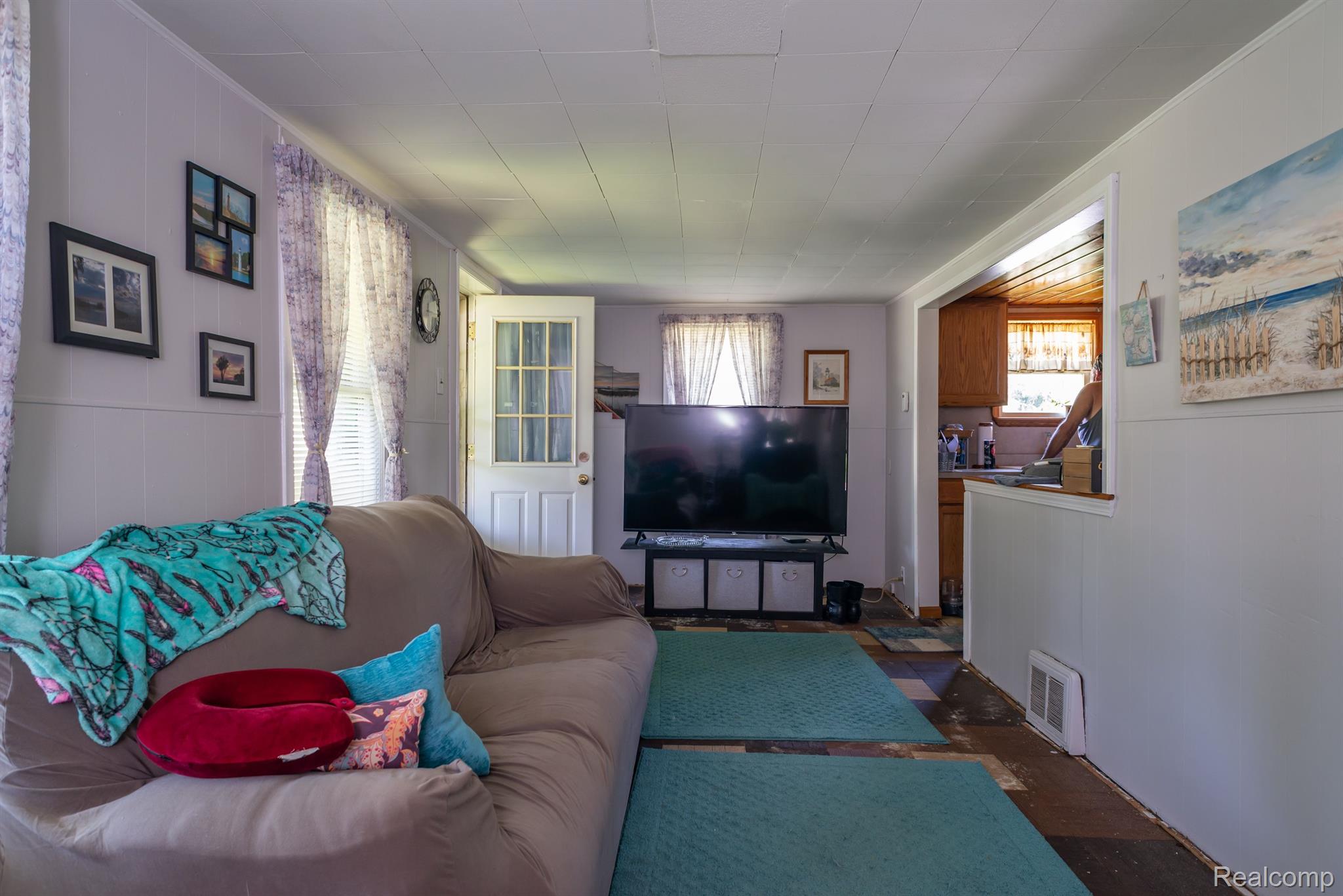 8219 Marsh Road Algonac, MI 48001 - Photo 16 of 26 Gallery Image 16
