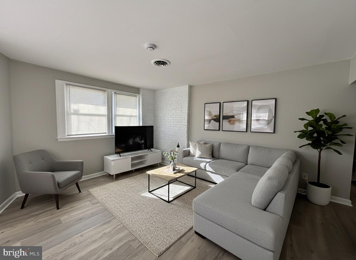 162 Kinsley Road Pemberton, NJ 08068 - Photo 2 of 12