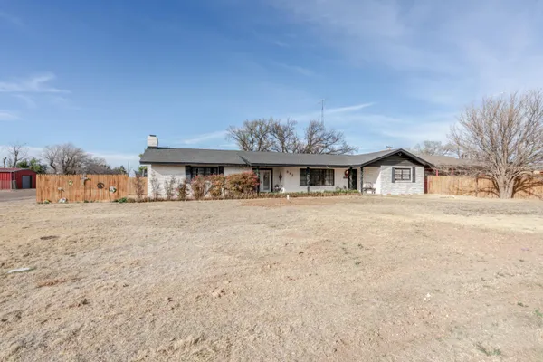 $285,000 | 312 Northwest 6th Street, Tulia, TX 79088