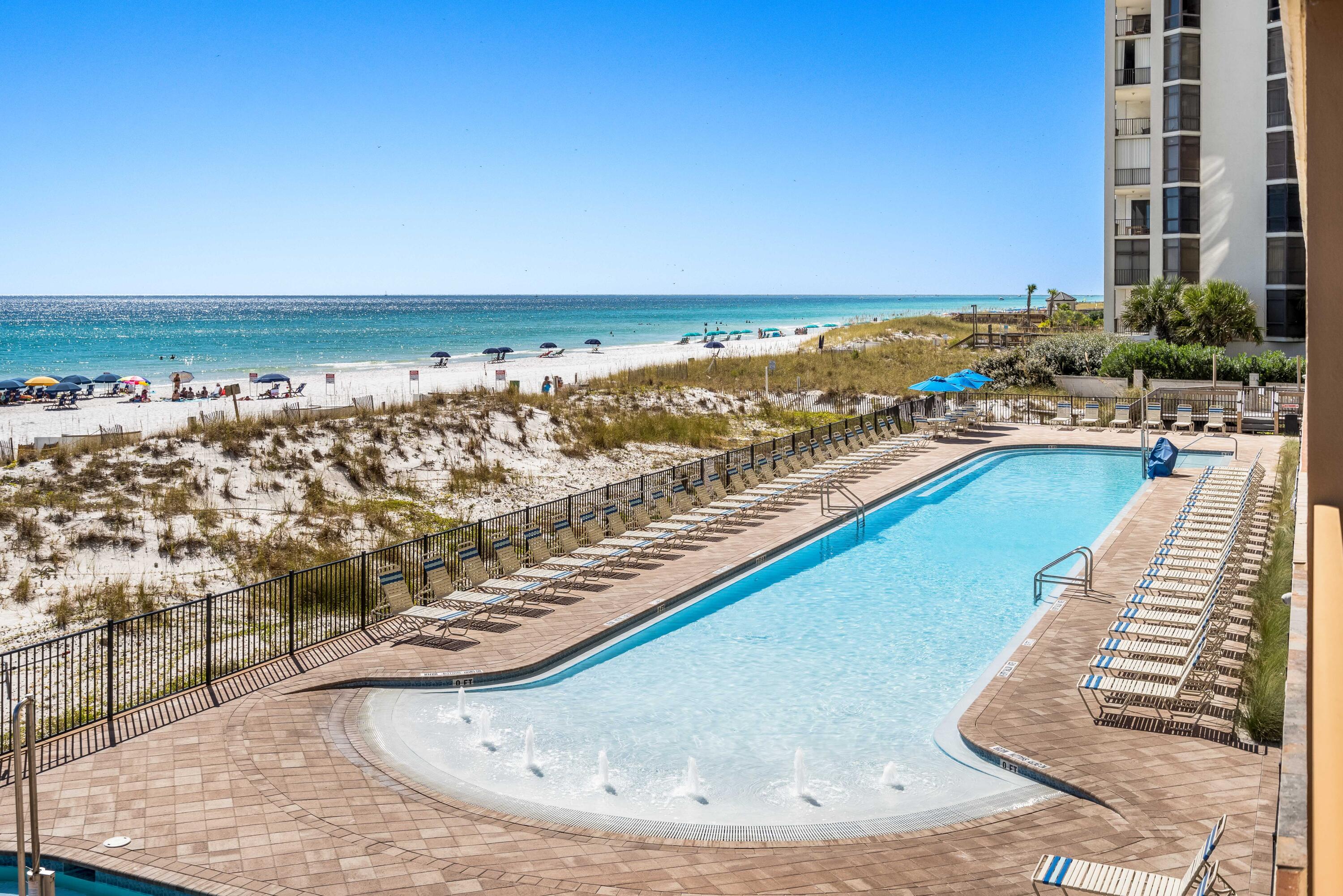 1002 Highway 98, Unit 415 Destin, FL 32541 - Photo 28 of 31 a view of a city