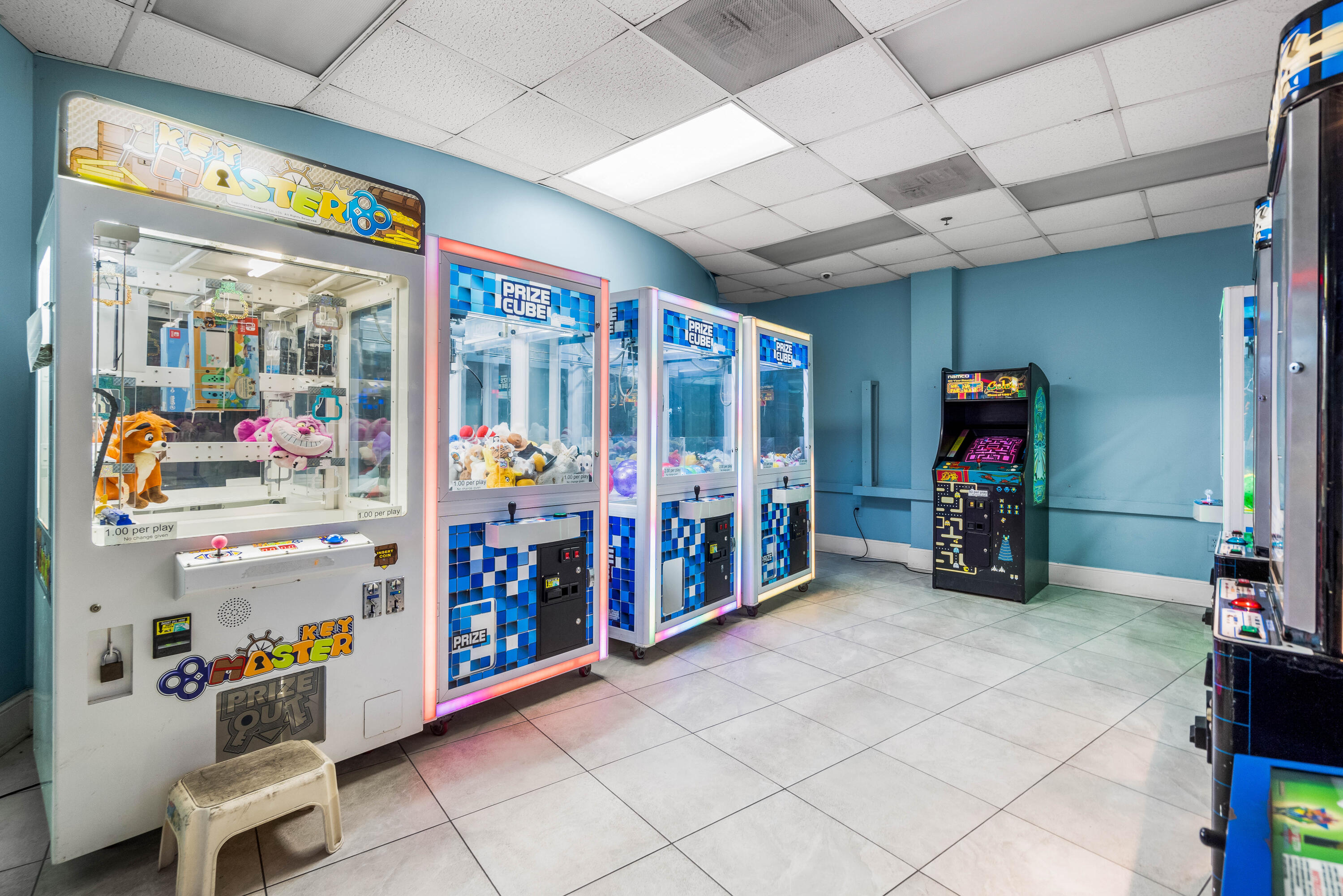 1002 Highway 98, Unit 415 Destin, FL 32541 - Photo 30 of 31 a view of game room with gaming equipment