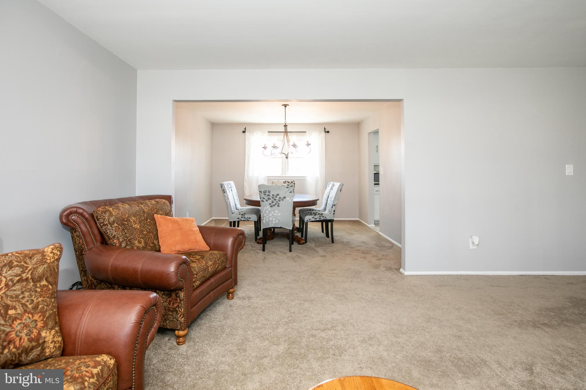 132 Hempstead Road Hamilton, NJ 08610 - Photo 8 of 46