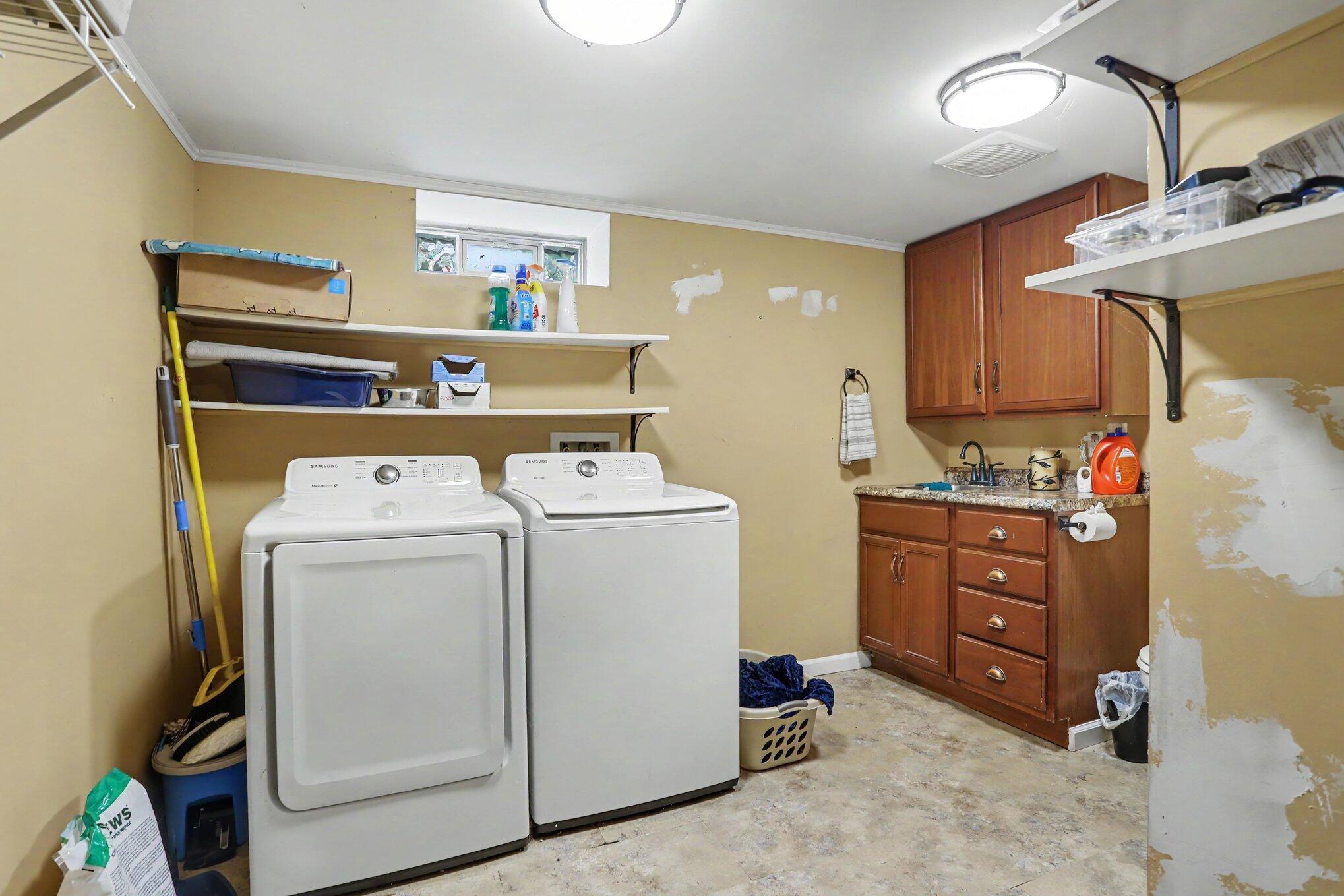 900 Jefferson Street Three Rivers, MI 49093 - Photo 16 of 25 017_file_8471
