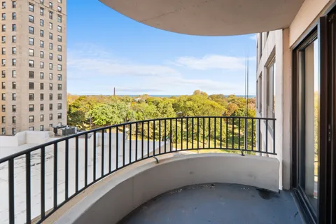 $344,000 | 2020 North Lincoln Park West, Unit 6E, Chicago, IL 60614