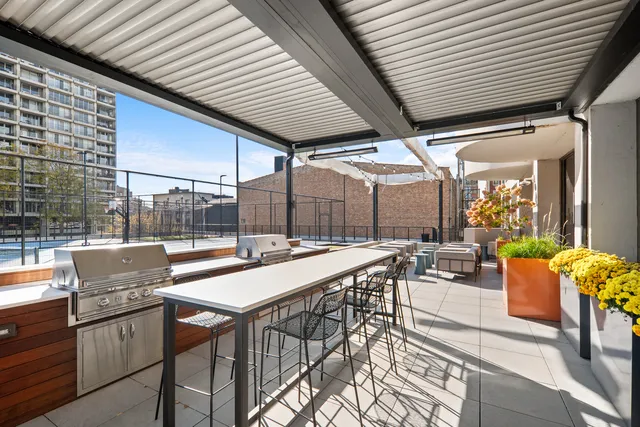 $349,000 | 2020 North Lincoln Park West, Unit 6E, Chicago, IL 60614