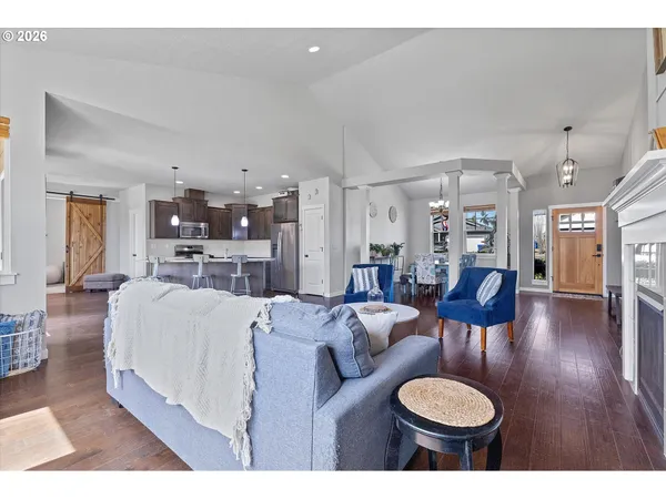 $599,950 | 830 Southeast Darrow Road, Estacada, OR 97023