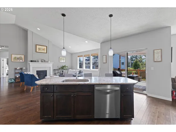 $599,950 | 830 Southeast Darrow Road, Estacada, OR 97023