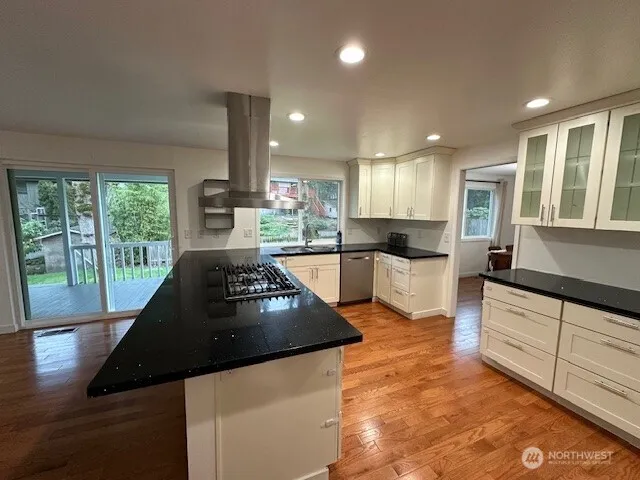 $6,500 | 6316 151st Avenue Northeast, Redmond, WA 98052