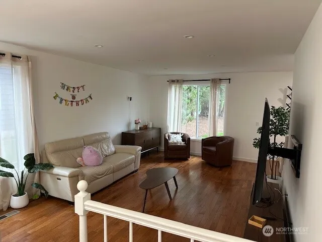 $6,500 | 6316 151st Avenue Northeast, Redmond, WA 98052