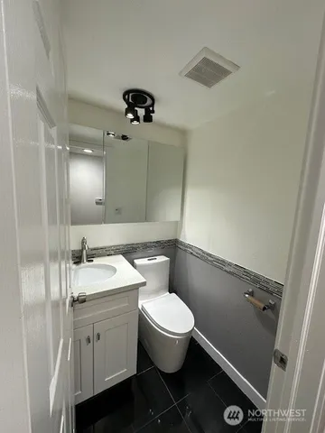 $6,500 | 6316 151st Avenue Northeast, Redmond, WA 98052