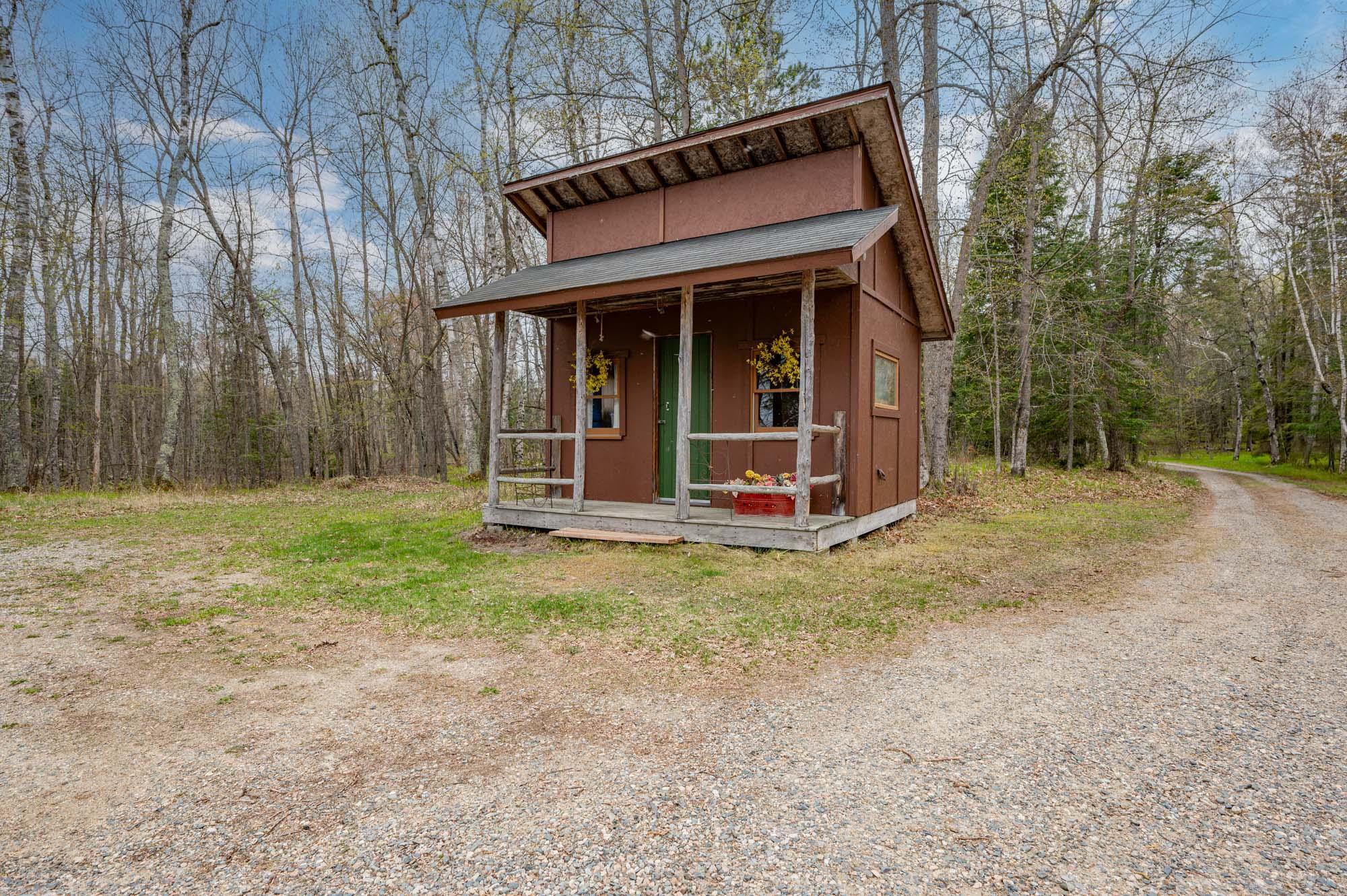 32270 Rabbit Run Cohasset, MN 55721 - Photo 8 of 41