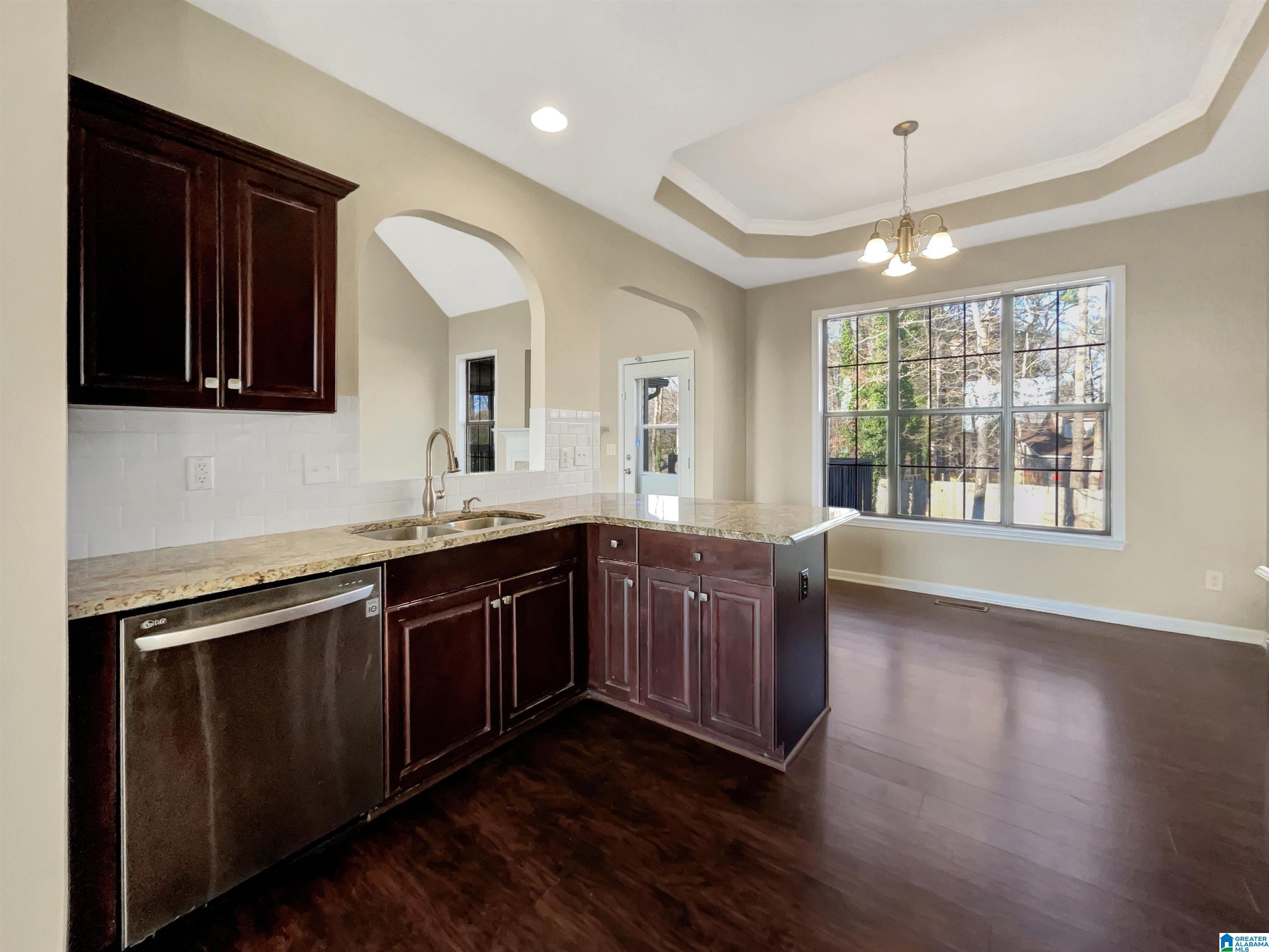 164 Chinaberry Lane Alabaster, AL 35114 - Photo 11 of 24