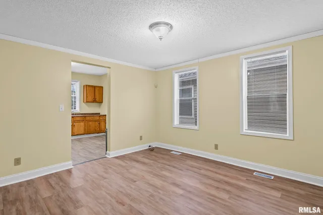 $129,900 | 631 West Edwards Street, Springfield, IL 62704