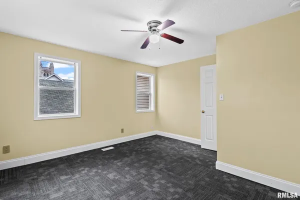 $129,900 | 631 West Edwards Street, Springfield, IL 62704