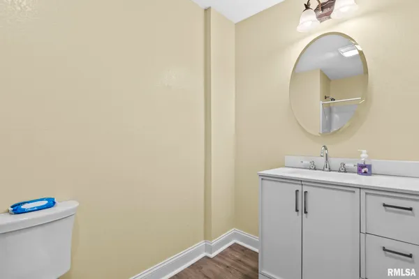 $129,900 | 631 West Edwards Street, Springfield, IL 62704