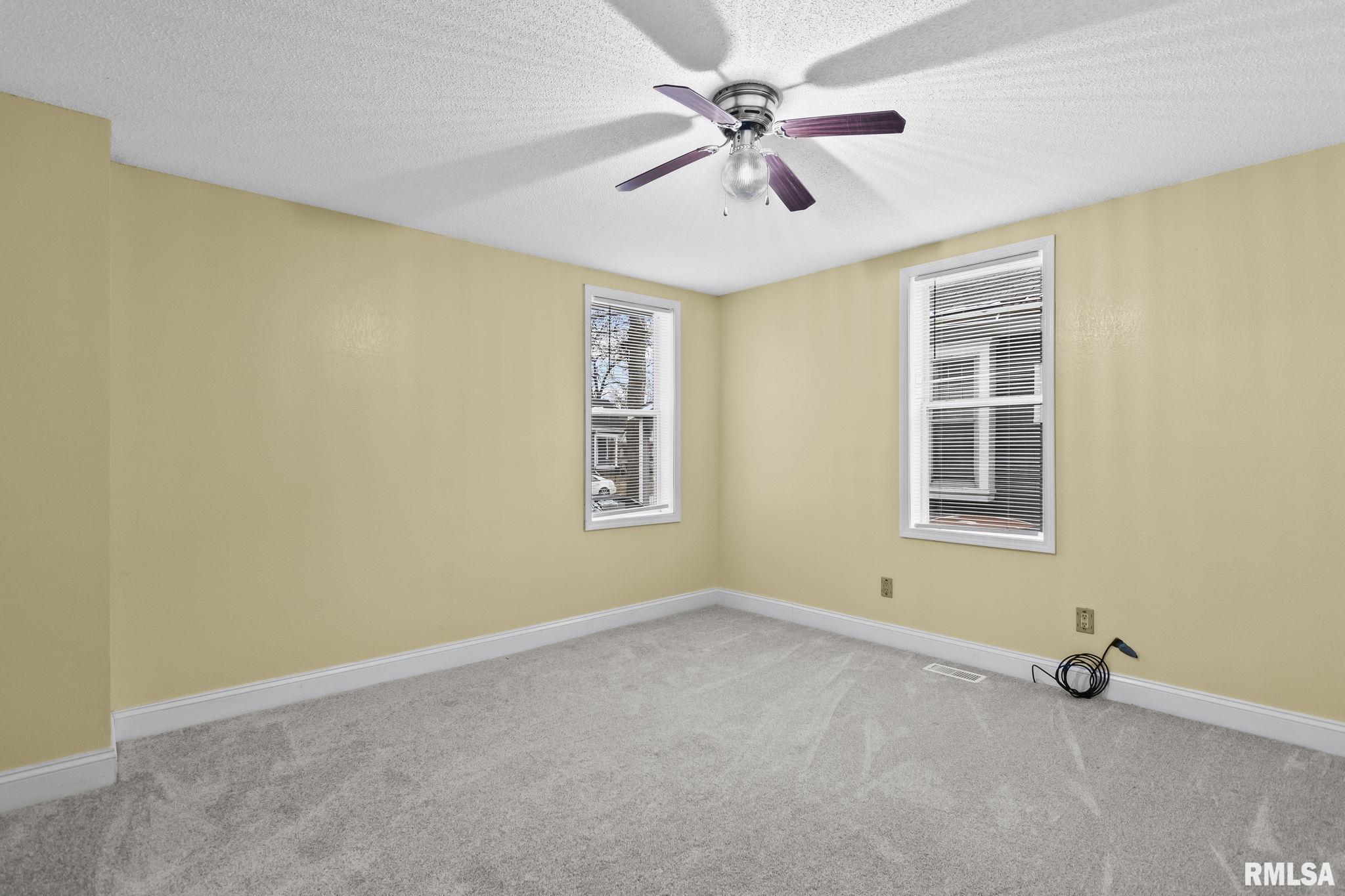 631 West Edwards Street Springfield, IL 62704 - Photo 6 of 34