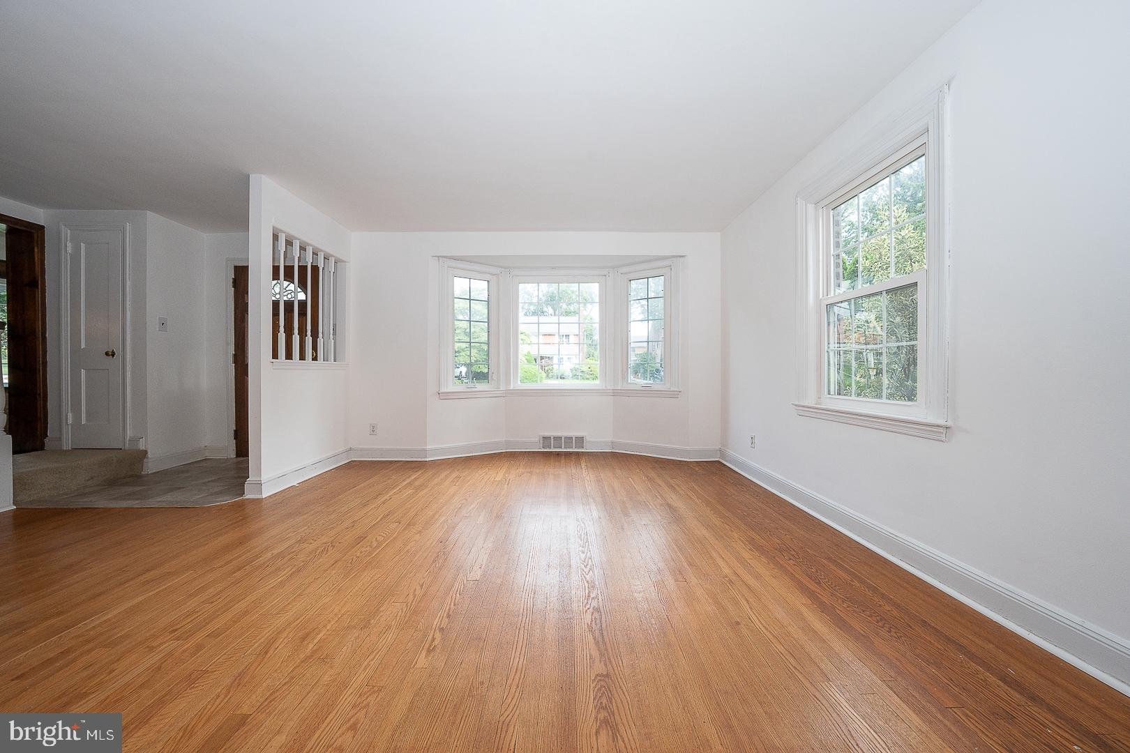11 Curtis Road Springfield, PA 19064 - Photo 8 of 61 Bay Window