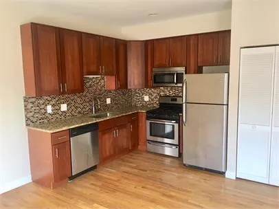 $1,650 | 2120 West Washington Boulevard, Unit 303, Chicago, IL 60612