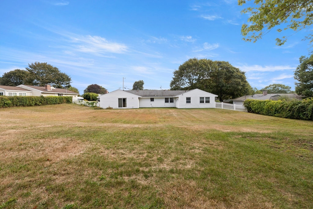 12 Cornell Road Danvers, MA 01923 - Photo 26 of 32