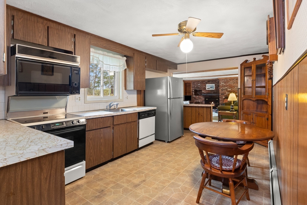 12 Cornell Road Danvers, MA 01923 - Photo 9 of 32