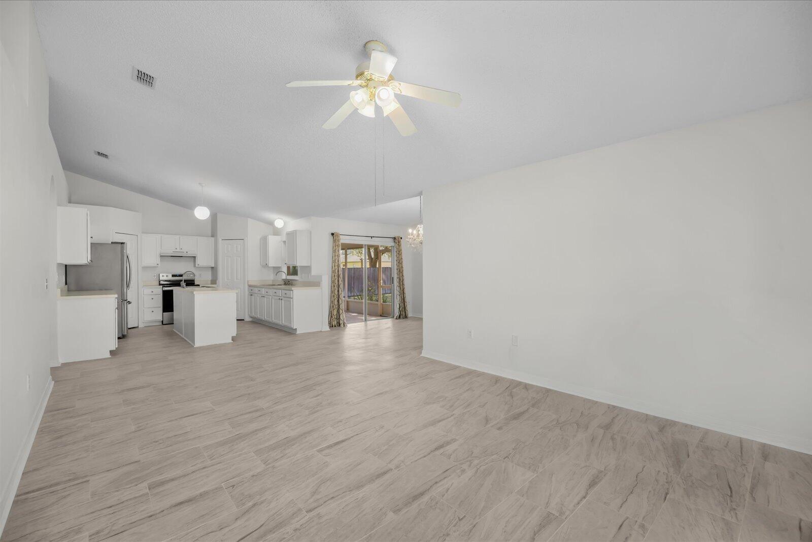 436 Hamer Road Southwest Palm Bay, FL 32908 - Photo 10 of 44 1000219869
