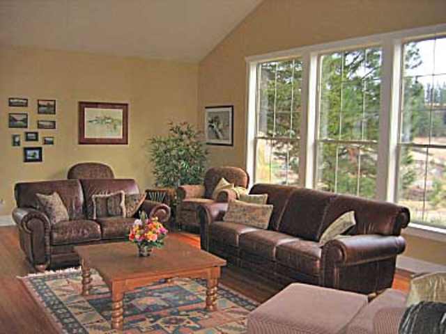 7914 South Regal Road Spokane, WA 99223 - Photo 3 of 9
