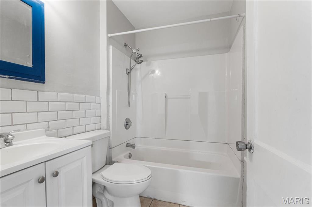 2237 Kratky Road St. Louis, MO 63114 - Photo 15 of 18 Gallery Image 15