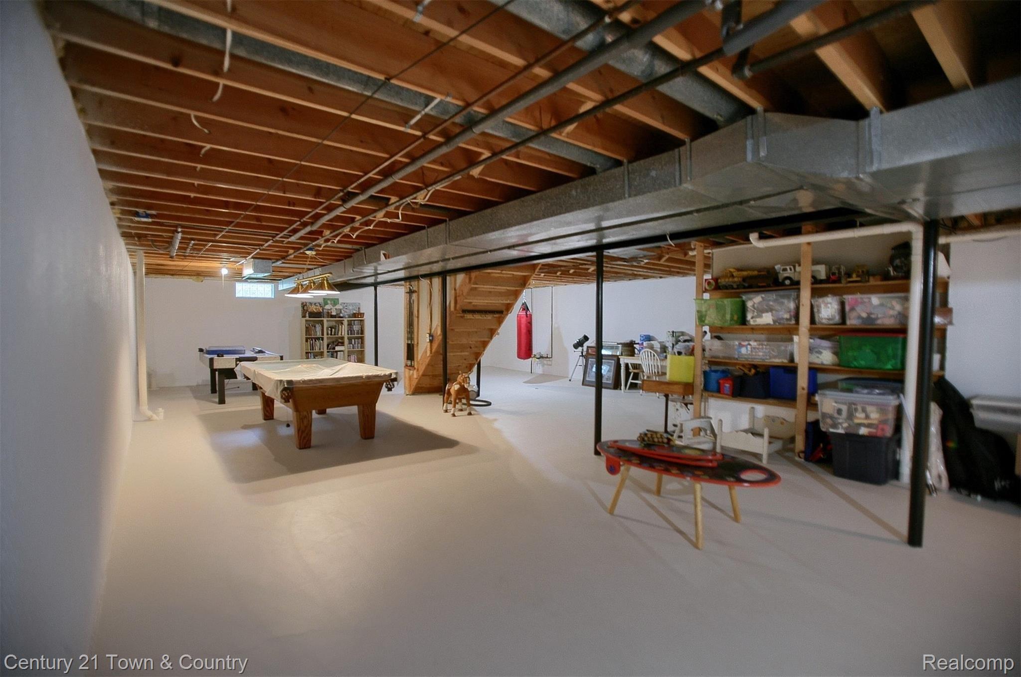 520 Maryknoll Drive Rochester, MI 48309 - Photo 28 of 30 28-Lower Level.jpg