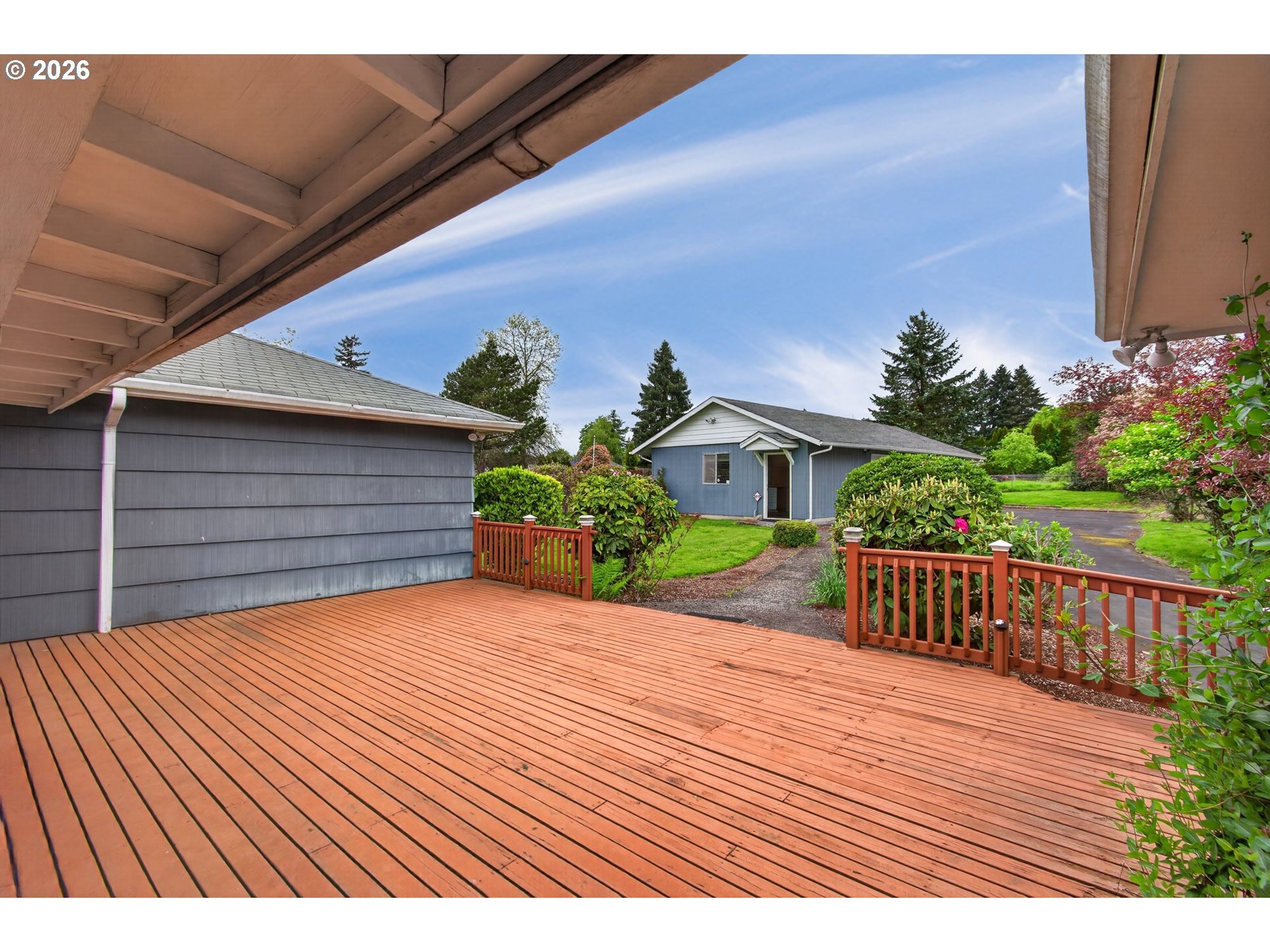 2 Pacific Place Longview, WA 98632 - Photo 23 of 32 a view of outdoor space and yard